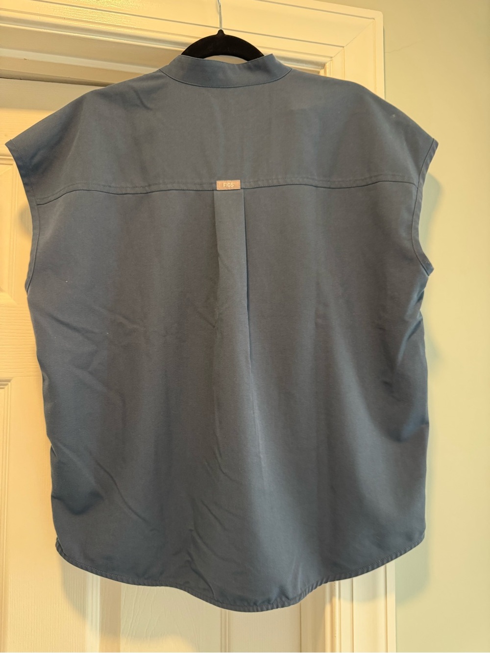 Figs Rafaela Scrub Top - Picture 2 of 3